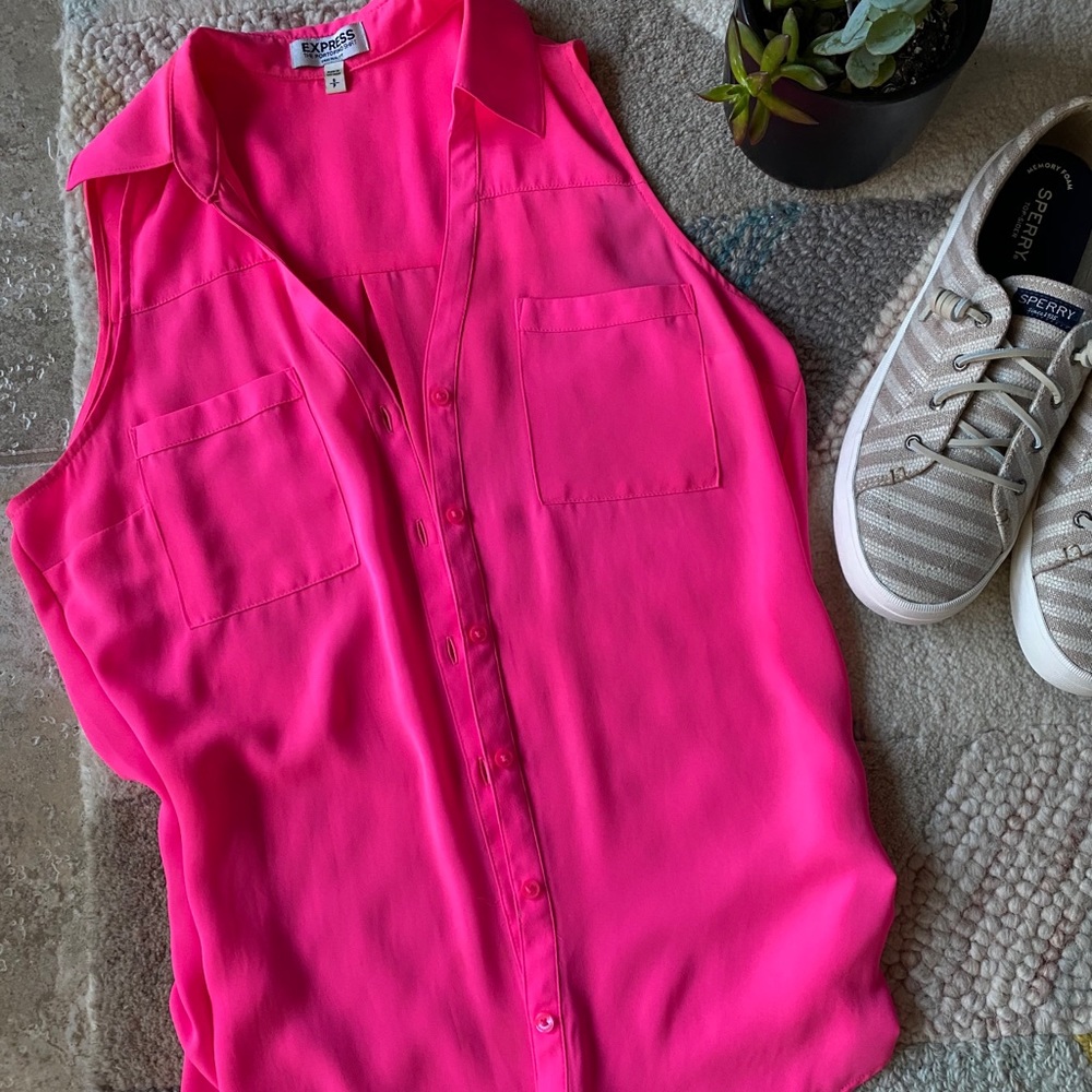 Express bundle: 2 sleeveless button up tank blouse - Picture 3 of 4